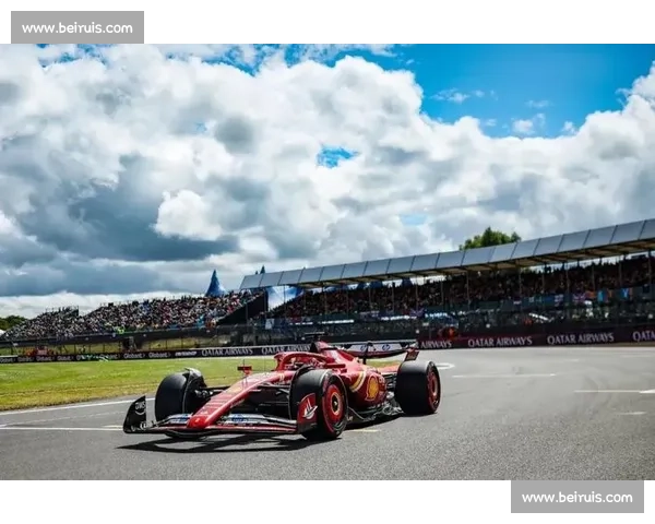 2025 F1 英国大奖赛银石开战,腾讯体育全程直播见证汉密尔顿首秀与新星挑战 2025 F1 英国大奖赛银石开战,腾讯体育全程直播见证汉密尔顿首秀与新星挑战