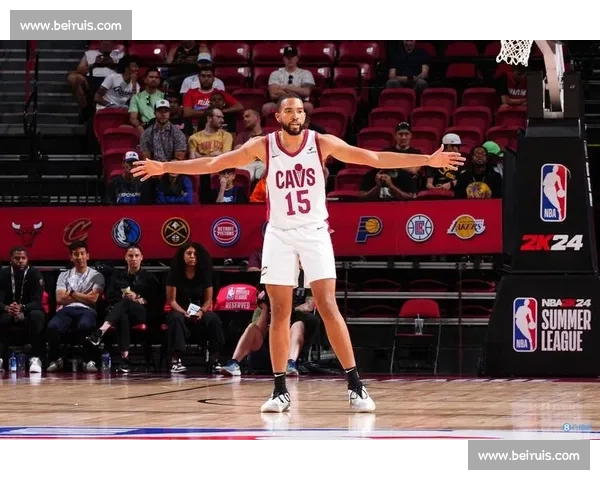 夏联 MVP 驰援勇士！莫布里内线试金石或改写轮换格局