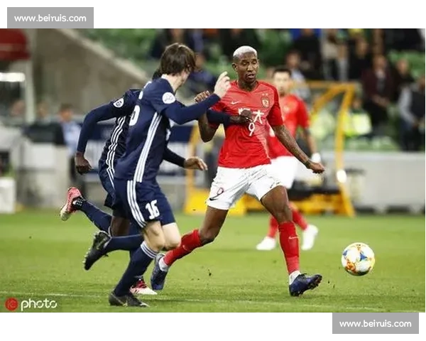 媒体聚焦NFL积分榜：本周最佳球队与球员新鲜出炉！